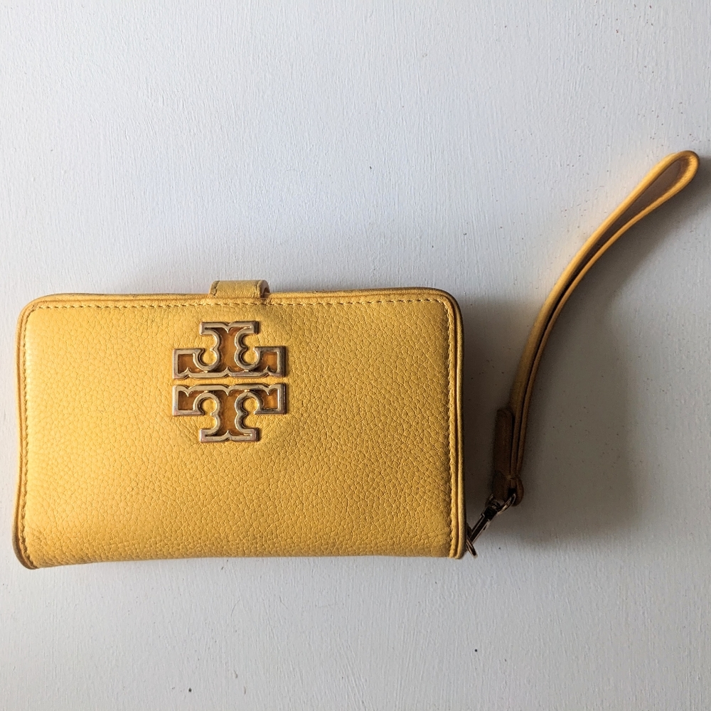 Tory Burch Phone Holder & Wallet